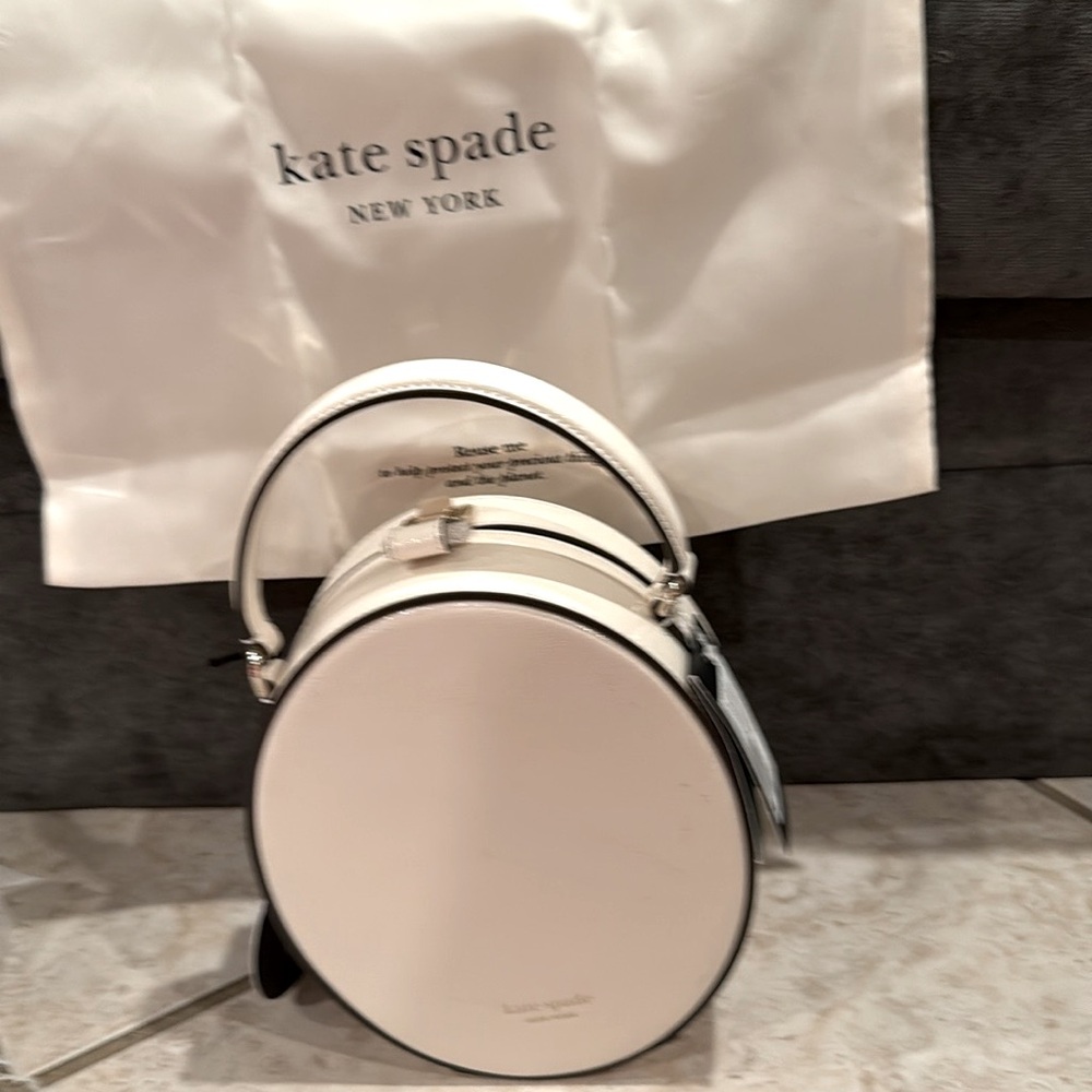 Snow White Magic Mirror Crossbody Bag by Kate Spade New …NWT—Collectible— - Picture 5 of 9
